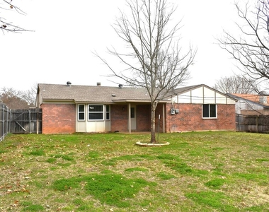 5400 School Hill Circle - Photo Thumbnail 19