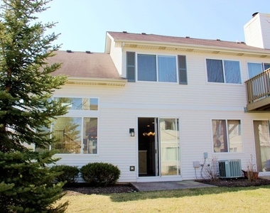 2903 Stockton Court - Photo Thumbnail 13