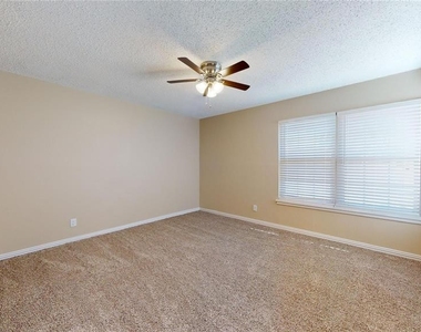 4511 Malden Lane - Photo Thumbnail 13