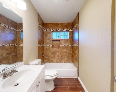 4511 Malden Lane - Photo Thumbnail 27