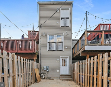 1723 Clarkson Street - Photo Thumbnail 38