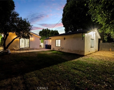 5865 Tobias Avenue - Photo Thumbnail 23