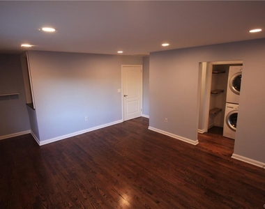 103 Park Way - Photo Thumbnail 8