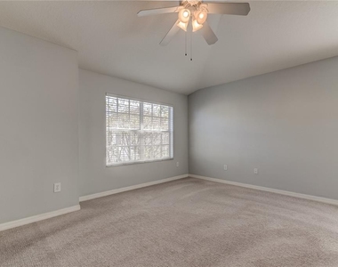 10805 Sierra Vista Place - Photo Thumbnail 22