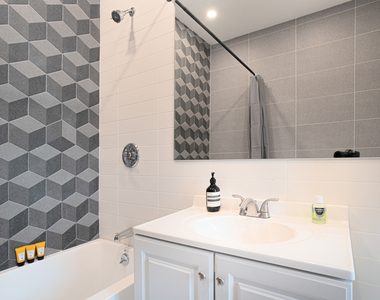 763 Park ave - Photo Thumbnail 4