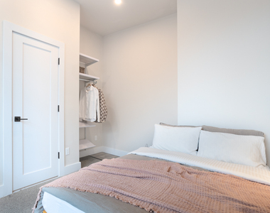 763 Park ave - Photo Thumbnail 7