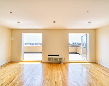 23-15 Astoria Boulevard - Photo Thumbnail 11