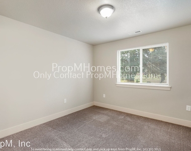 5934 Se 136th Avenue - Photo Thumbnail 11