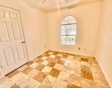 1801 Indian Trail - Photo Thumbnail 8