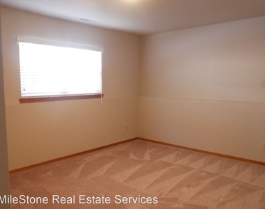 3355 El Canto Drive - Photo Thumbnail 11