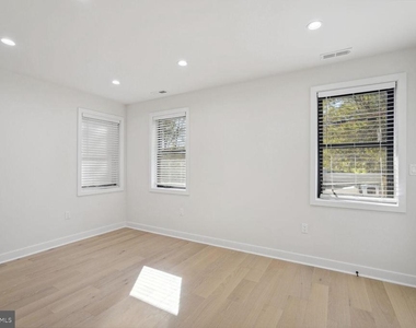 2808 Ordway St Nw - Photo Thumbnail 6