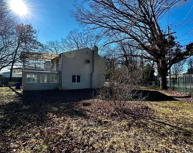 283 Commack Road - Photo Thumbnail 2