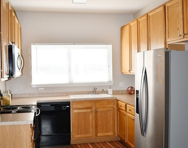 8200 E 8th Avenue Unit 5-102 - Photo Thumbnail 6