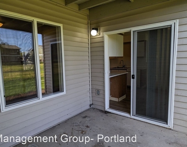 1765 Sw Tamarack St. - Photo Thumbnail 23