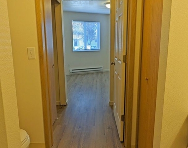 1765 Sw Tamarack St. - Photo Thumbnail 38