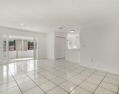 11748 Sw 103rd Ln - Photo Thumbnail 6