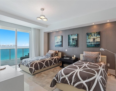 2711 S Ocean Dr - Photo Thumbnail 34