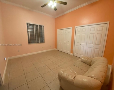 7464 Sw 122nd Pl - Photo Thumbnail 20