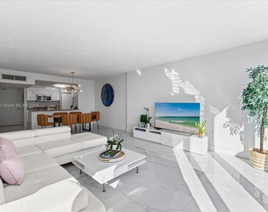 10275 Collins Ave - Photo Thumbnail 2