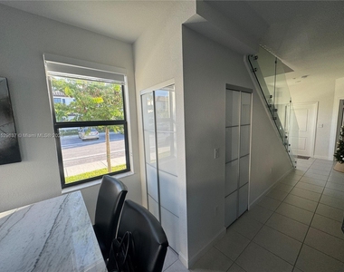 24663 Sw 118th Pl - Photo Thumbnail 12