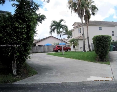 14154 Sw 151st Ave - Photo Thumbnail 12