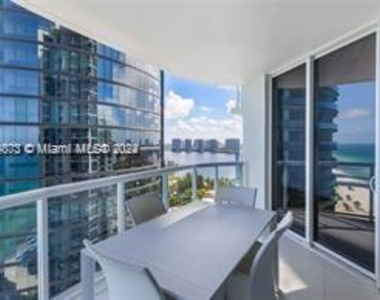 18671 Collins Ave - Photo Thumbnail 20