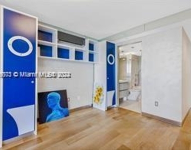 18671 Collins Ave - Photo Thumbnail 31