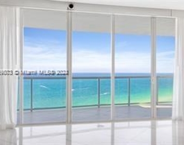 18671 Collins Ave - Photo Thumbnail 9