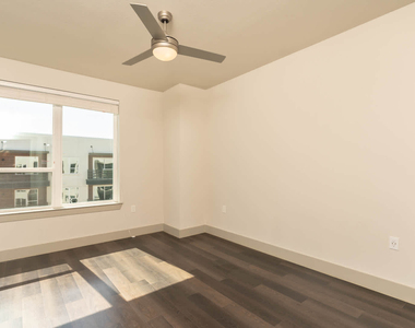 228 Athenia Drive - Photo Thumbnail 26