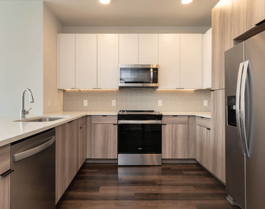228 Athenia Drive - Photo Thumbnail 4