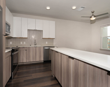 228 Athenia Drive - Photo Thumbnail 75