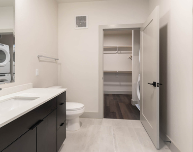 228 Athenia Drive - Photo Thumbnail 18