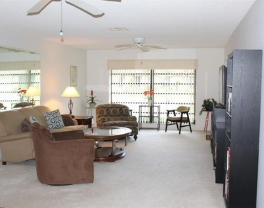 4675 Robinwood Circle - Photo Thumbnail 2