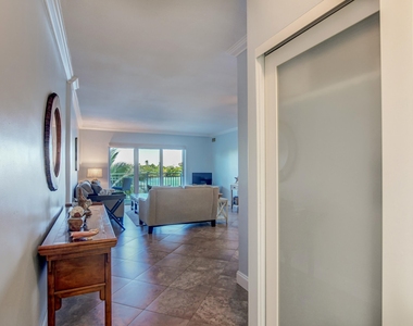 6520 N Ocean Boulevard - Photo Thumbnail 8