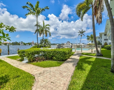 2727 Yacht Club Boulevard - Photo Thumbnail 4