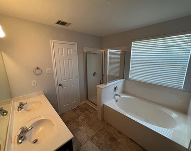 1628  Anise Dr - Photo Thumbnail 24