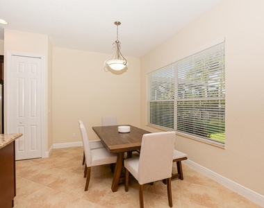 9592 Sw Nuova Way - Photo Thumbnail 13