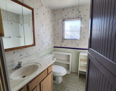 510 E Copper Basin Road - Photo Thumbnail 3