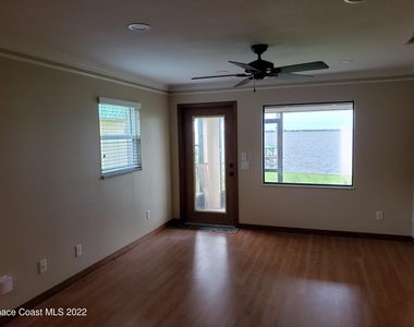 2565 Pineapple Avenue - Photo Thumbnail 13