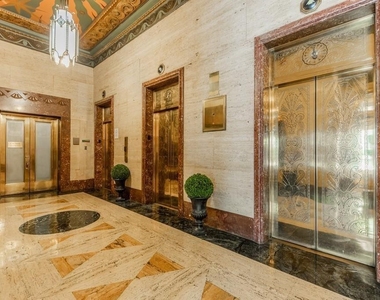 32 Peachtree Street Nw - Photo Thumbnail 2