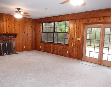 1519 Coombs Drive - Photo Thumbnail 11