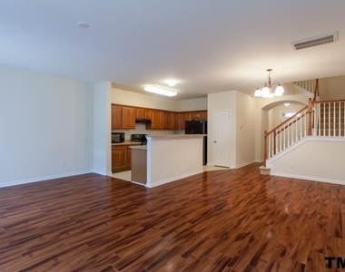 230 Lone Star Way - Photo Thumbnail 1