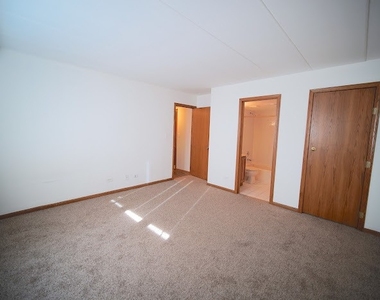 4535 Rumsey Avenue - Photo Thumbnail 10