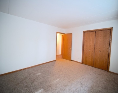 4535 Rumsey Avenue - Photo Thumbnail 8