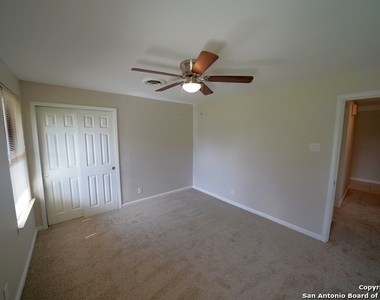 5614 Cleardrift Dr - Photo Thumbnail 41