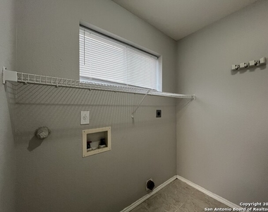 1315 Creek Knoll - Photo Thumbnail 13