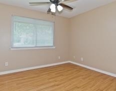 5508 Tremont Street - Photo Thumbnail 13