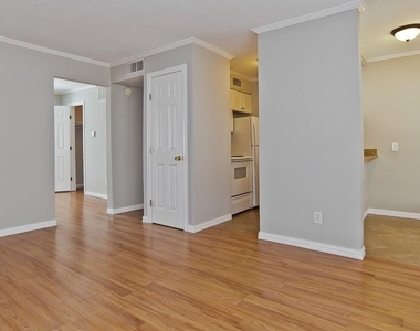 5508 Tremont Street - Photo Thumbnail 5