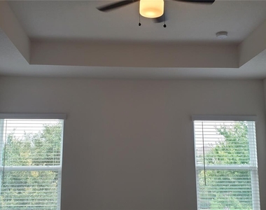 5810 Spotted Harrier Way - Photo Thumbnail 34