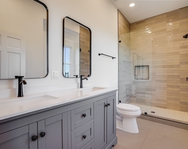 15851 Mulholland Pl - Photo Thumbnail 17